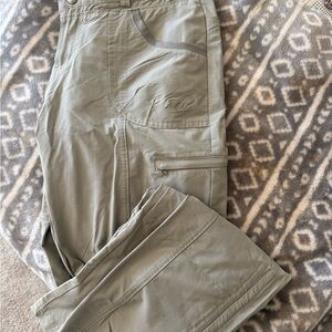 Kuhl Women's Pants in Olive/Khaki